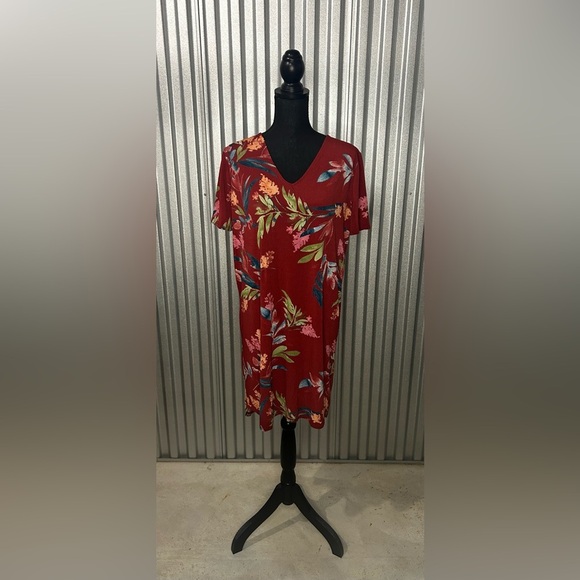 Women’s Christian Siriano Red Polyester Spandex Floral MIDI Dress Size Large - Picture 1 of 6